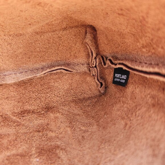 Portland Leather Utility Bag Cinnamon Bear Brown/Red Pebbled Leather Gold Zipper - Picture 8 of 10